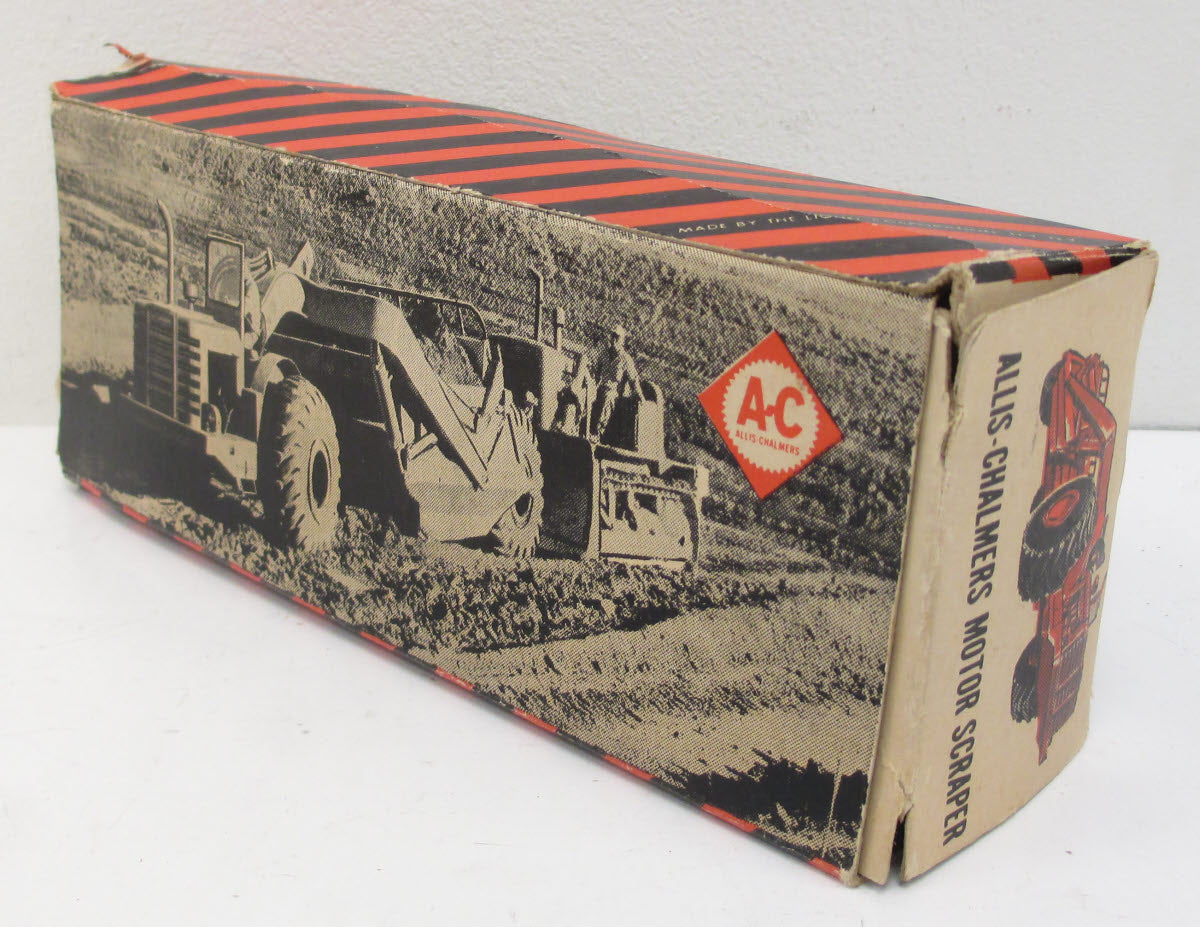 Lionel 6817-100 Vintage O Allis-Chalmers Motor Scraper in Separate AC Box - RARE