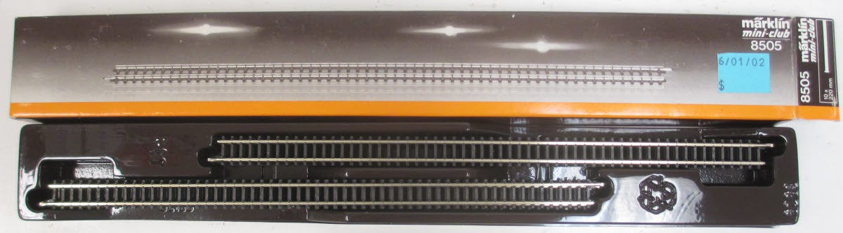 Marklin 8505 Z 8-3/16" Straight Track