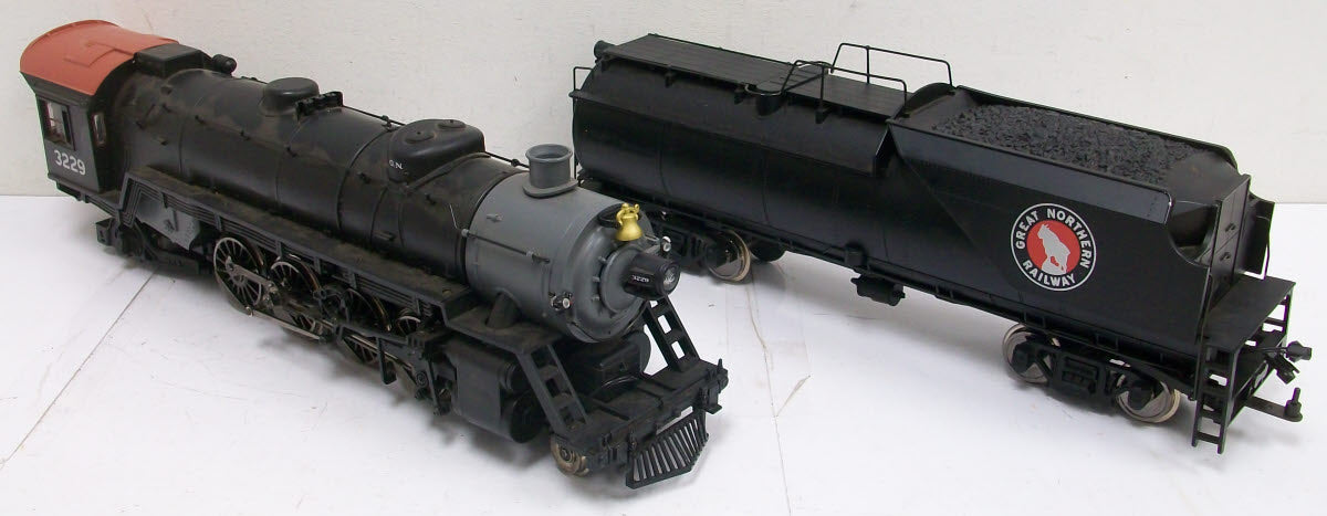 Aristo-Craft 21508 Great Northern 2-8-2 Mikado Steam Locomotive & Tender