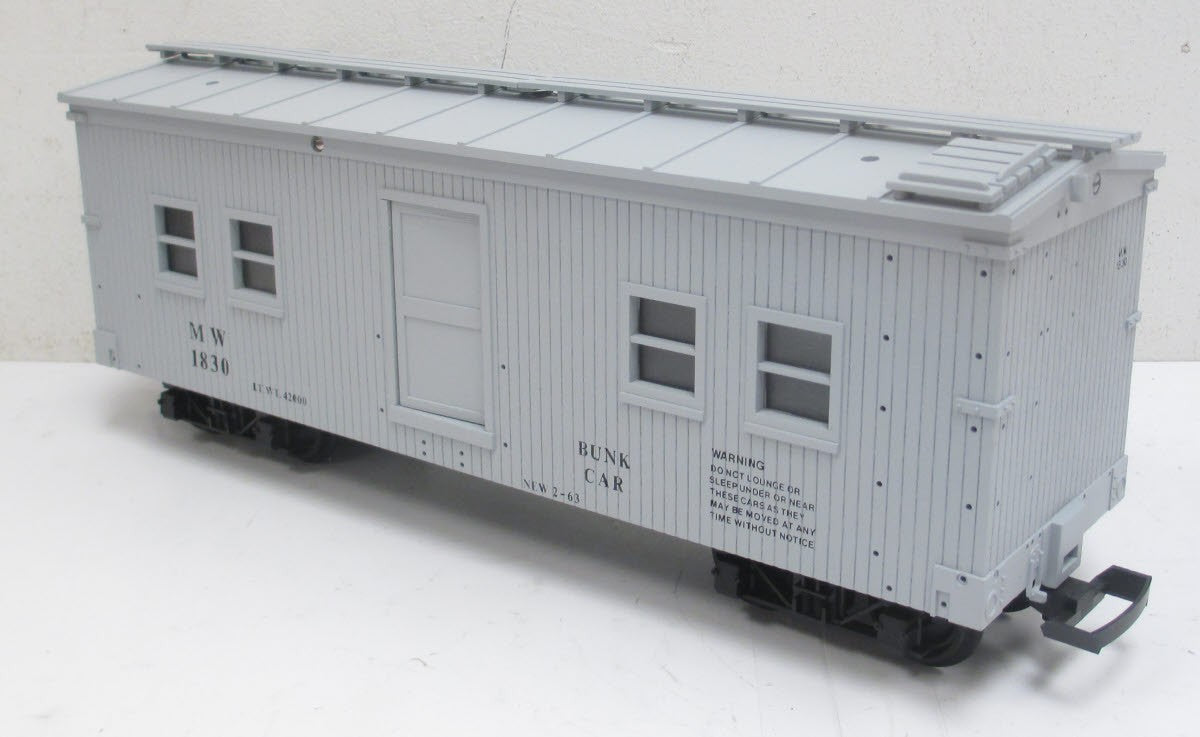 USA Trains 1830 G Maintenance of Way Bunk Car - Metal Wheels