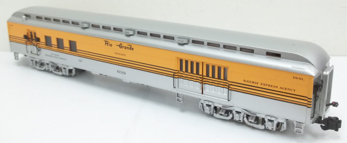 Aristo-Craft 31909 Denver & Rio Grande Western Heavyweight Passenger Set (4)