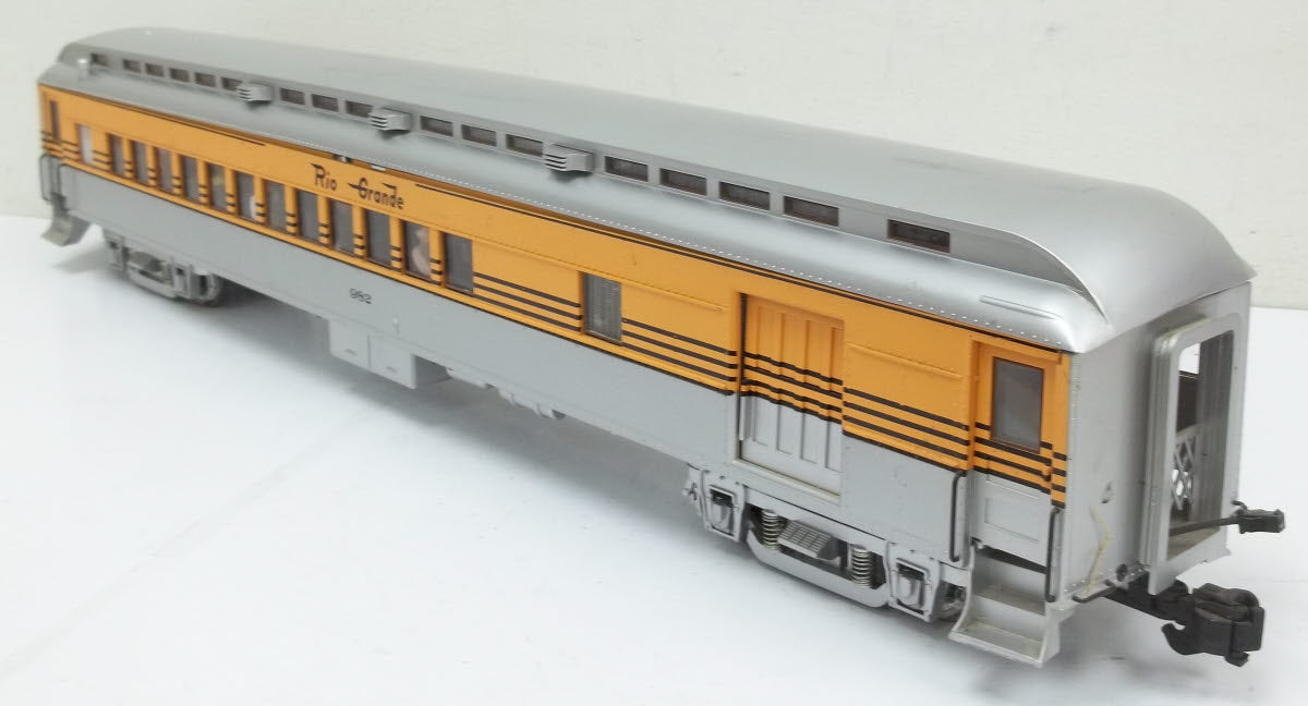 Aristo-Craft 31909 Denver & Rio Grande Western Heavyweight Passenger Set (4)