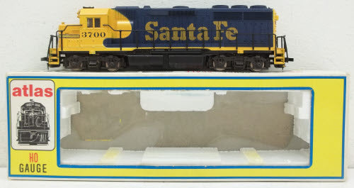 Atlas 7031 HO Santa Fe GP40 Diesel Locomotive #3700