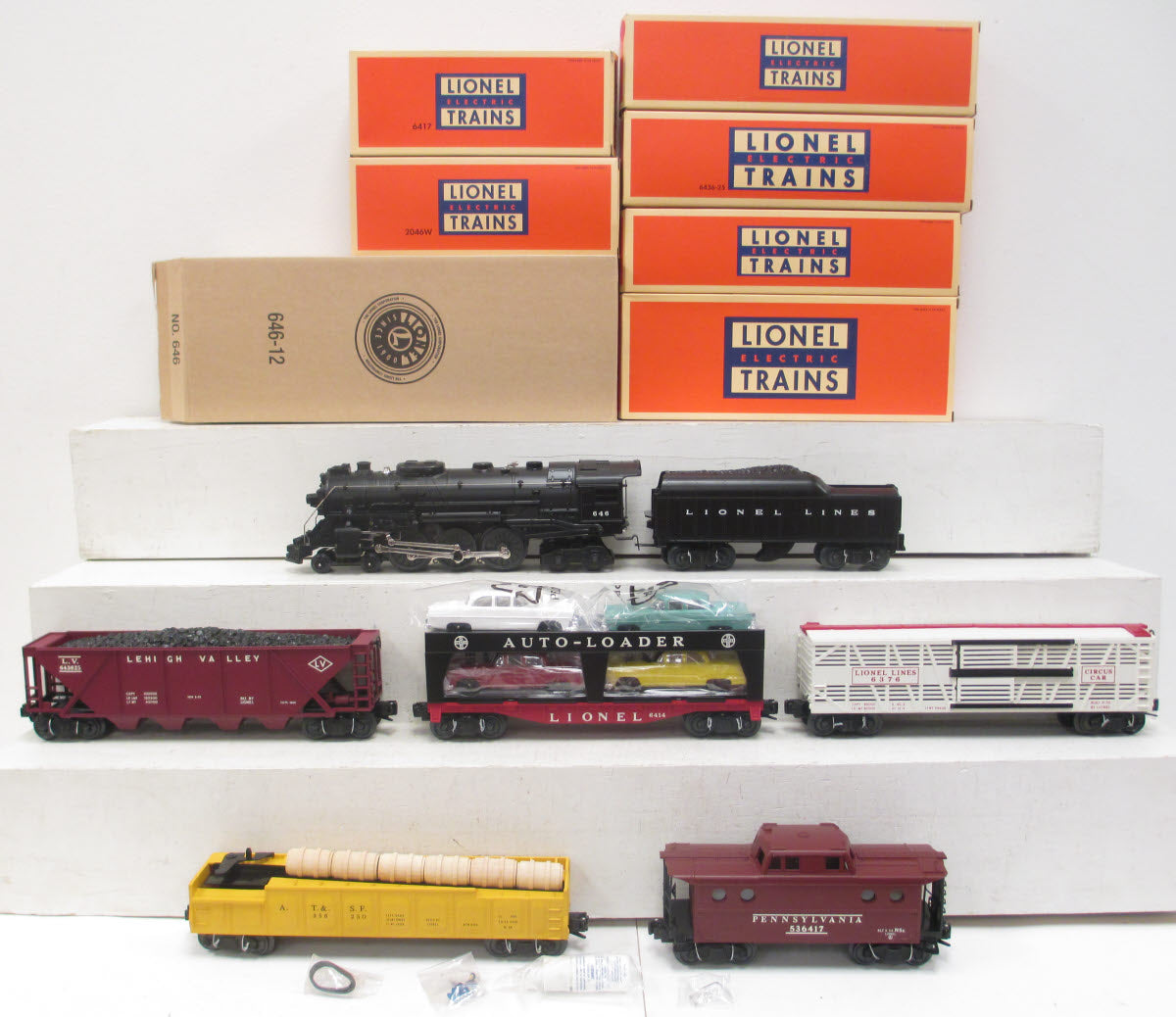 Lionel 6-38329 O Gauge 2261 Conventional Classics 4-6-4 Steam Freight Set