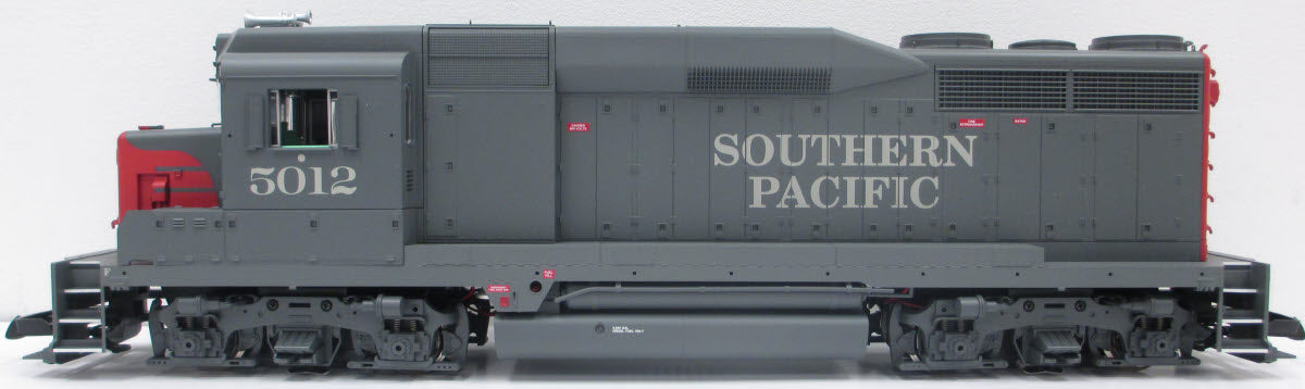 USA Trains 22453 G Southern Pacific GP30 Powered Diesel Locomotive