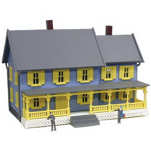 Model Power 2560 N Scale Jordan's House Buil Up Lighted W2 Hand Painted Figures