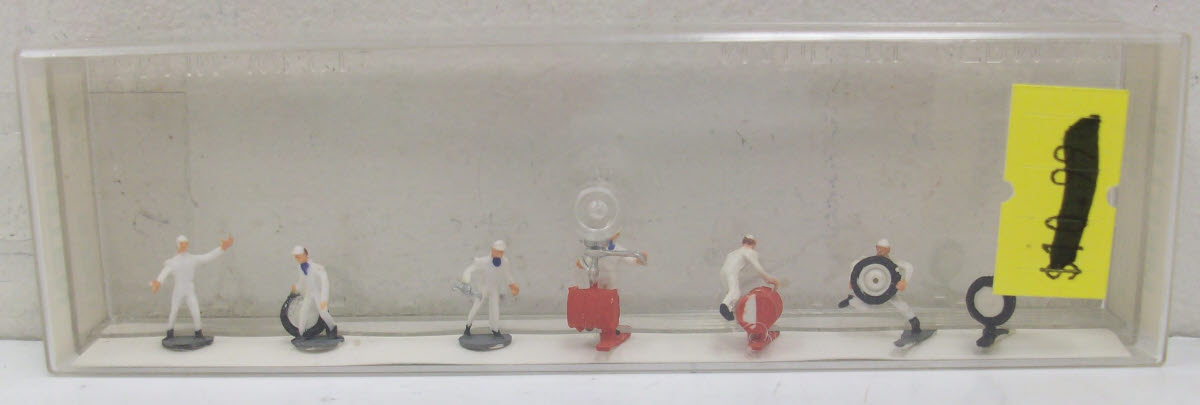 Merten 2331 HO Scale Auto Mechanic Figures (Set of 6)