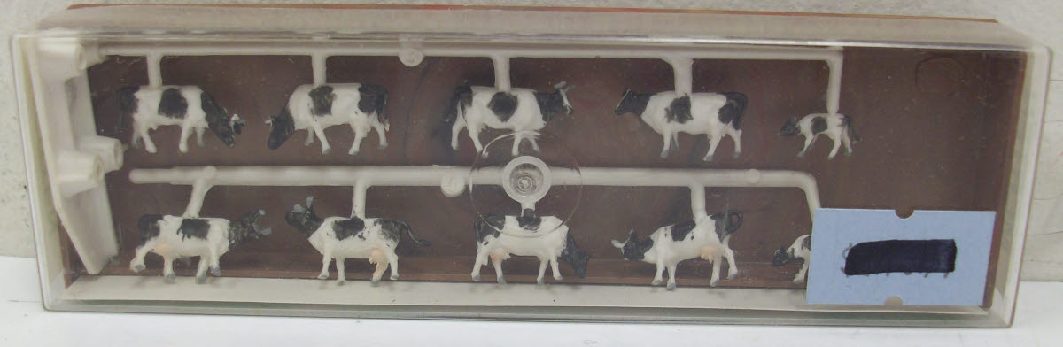 Merten 2407 N Scale Cow Figures (Set of 10)
