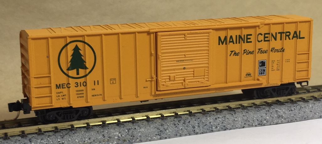 Micro-Trains 02500020 N Maine Central 50' Rib Side Single Door Boxcar #31011