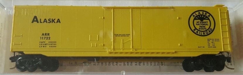 Micro-Trains 03200100 N Scale Alaska 50' Standard Steel Plug Door Boxcar #11722