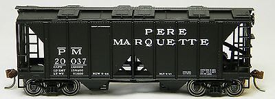 Bowser 41330 HO Scale Pere Marquette 70-Ton 2-Bay Covered Hopper #20037