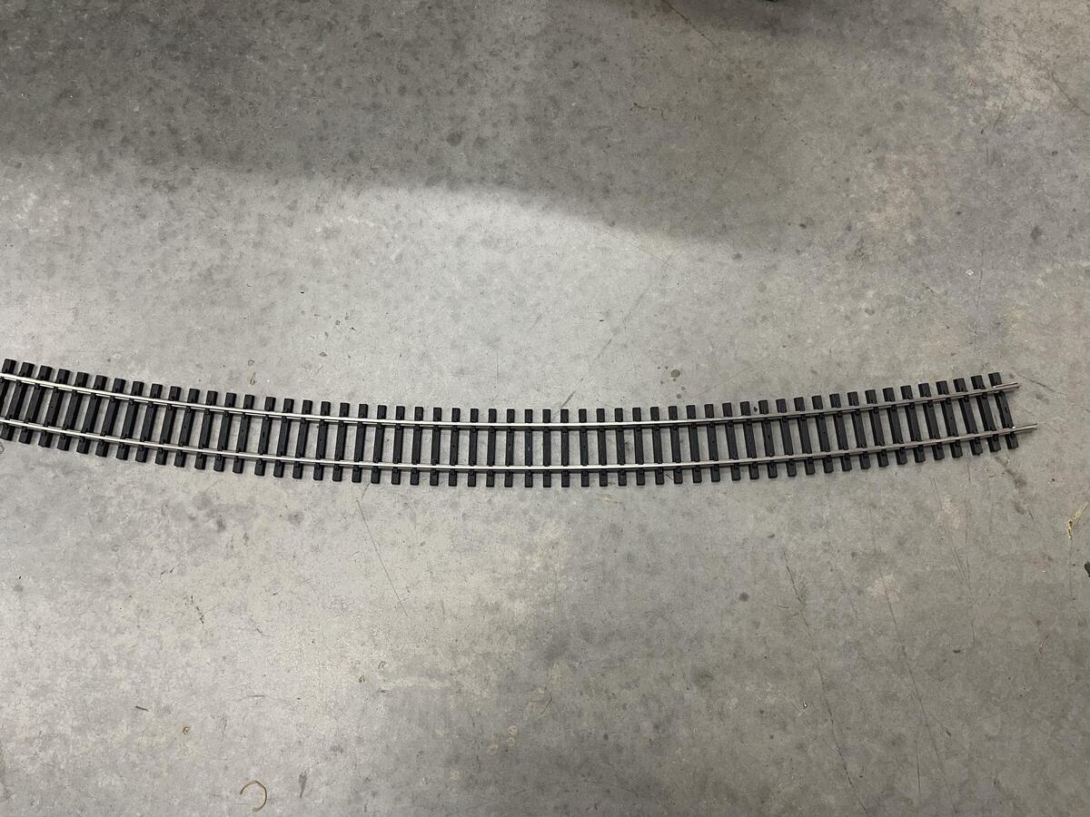 Aristo-Craft 20125 G USA Stainless Steel 20 Foot Curved Track