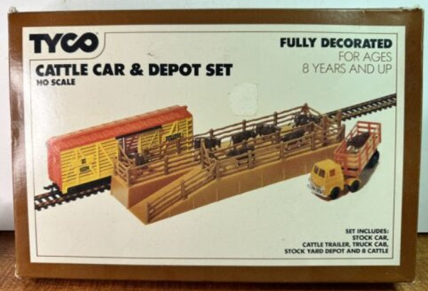 Tyco 394 Durango Cattle Car & Depot Set