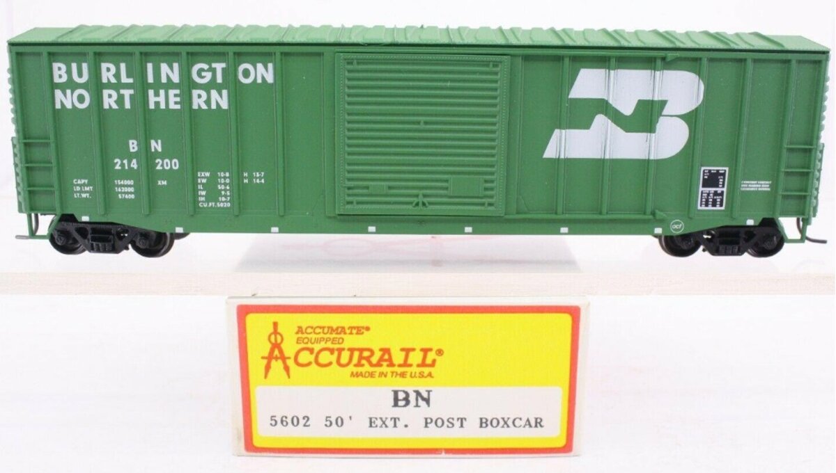 Accurail 5602 HO Burlington Northern BN 50' Ext Post Boxcar Kit