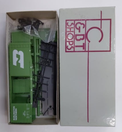 C&BT Shops 013401 HO B N Cascade GR/BN Herald 1944 AAR 40'''' Boxcar Kit