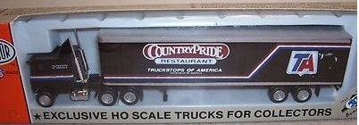 Con-Cor 0004-009303 HO Countrypride Semi Trailer TruckStops of America