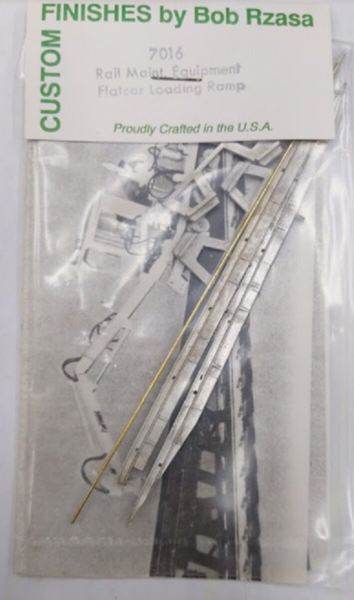 Custom Finishes 7016 HO Rail Maint Equipment Flatcars Loading Ramp Metal Kit