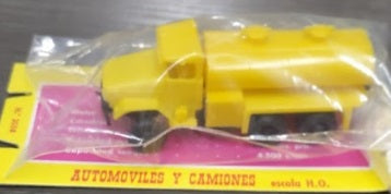 EKO 2058 HO Tank Truck GMC Plastic