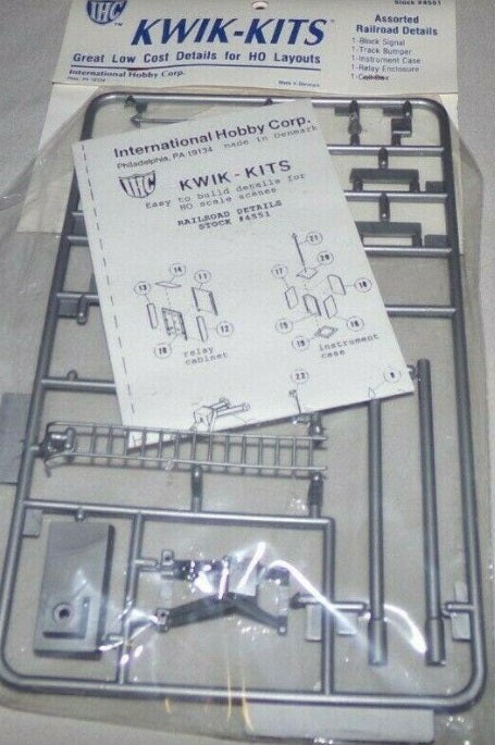 IHC 4551 HO Kwik-Kits Assorted Railroad Plastic Kit