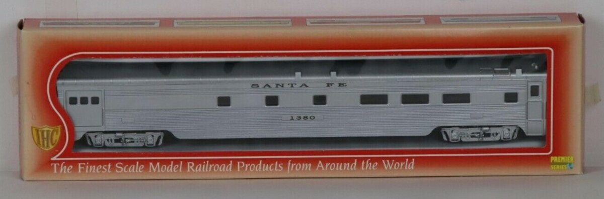 IHC 47784 HO Scale Santa Fe Corrugated Side Combine Car #1380