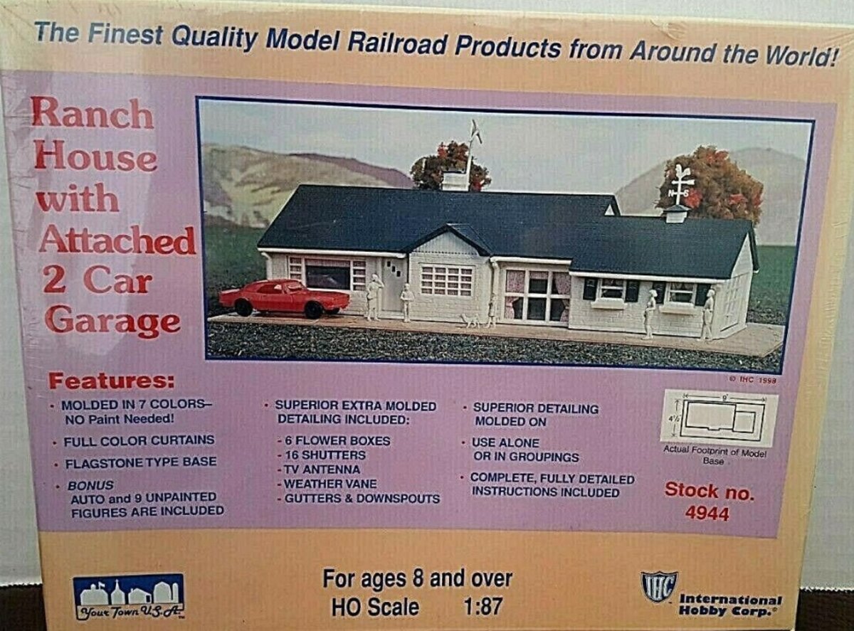 IHC 4944 HO Ranch House W/Attached 2 Car Garage Building Kit