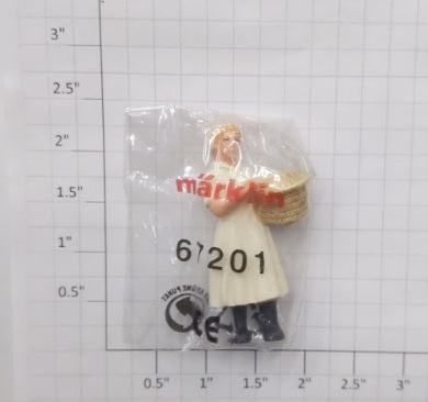 Marklin 672010 I Fig Woman with Basket