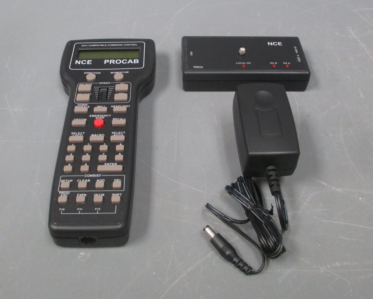 NCE 0007 PH10R 10 Amp Radio Starter Set with D408 Decoder