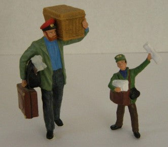 Preiser 45063 G Porter and Newsboy Figures (Set of 2)