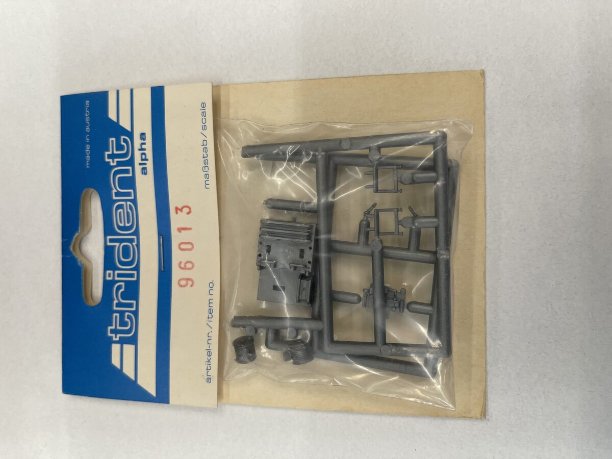 Trident Miniatures 96013 1:87 Pump Work Plastic Kit
