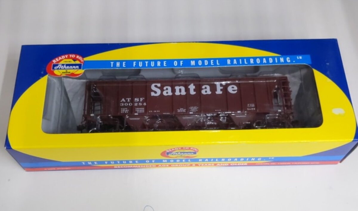 Athearn 89016 HO Scale Santa Fe RTR PS-2 2893 Covered Hopper #300284