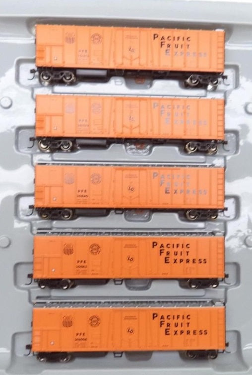 Athearn 75458 HO RTR 50' Mechanical Reefer Pacific Fruit Express (Set of 5)