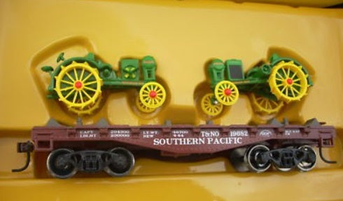 Roundhouse 81299 HO RTR 30' Flat W/2 John Deere Waterloo Boy Tractors