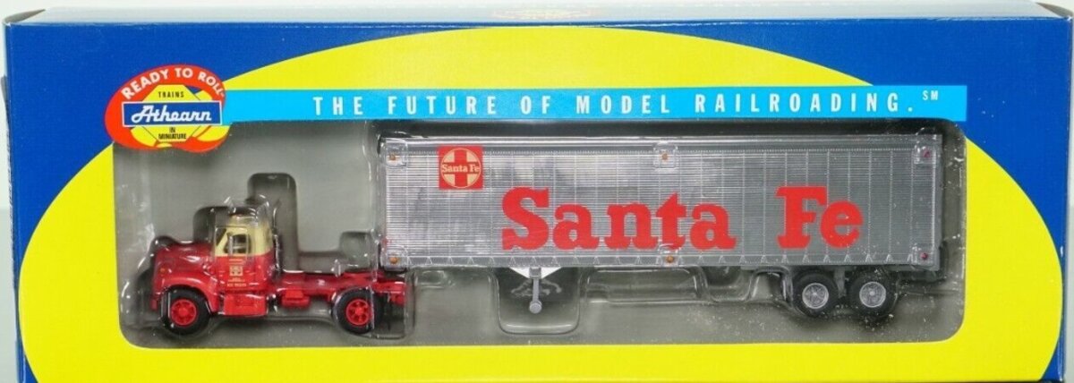 Athearn 93192 HO Santa Fe Mack B Tractor W/40'' Trailer Plated Ready To Roll