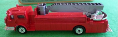 Model Power 7767-1 HO Aerial Tower Ladder/Bucket Fire Truck