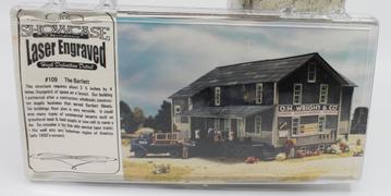 Showcase Miniatures 110 N Showcase Express #110 Menlo Park Depot