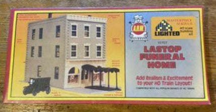 AHM 15707 HO Scale Lastop Funeral Home Building Kit