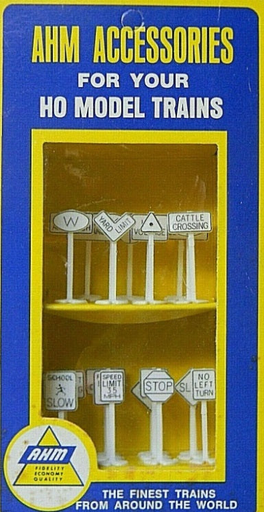 AHM 5612 HO Railroad And Traffic Signs (Pack of 23)
