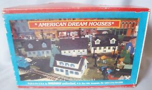 Building Unlimited 202 O Scale Garage or Lineside Shed Building Kit