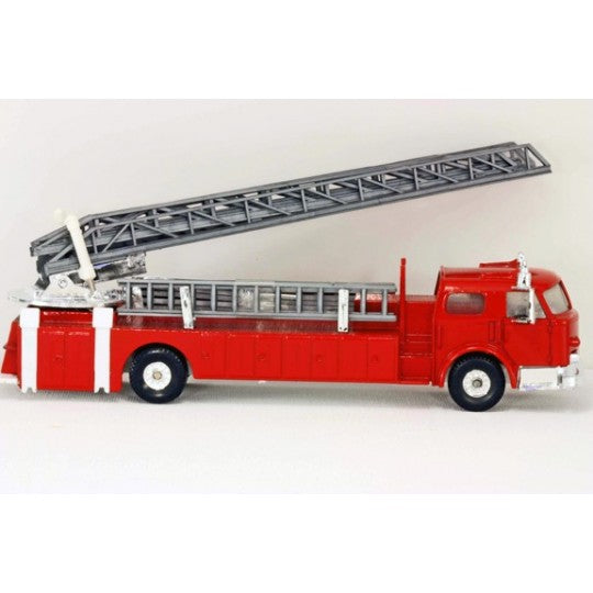 Model Power 7968-2 O Scale Ladder Truck