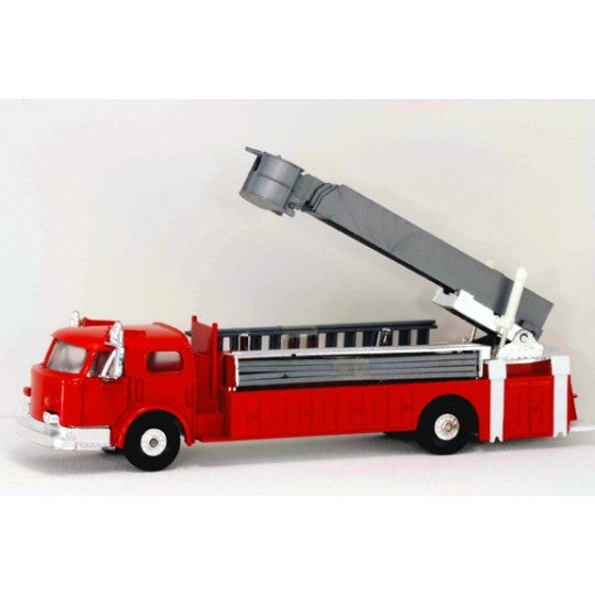 Model Power 89681 Firetruck with Utility Basket