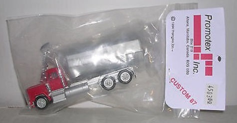 Promotex 450350 1:87 Pacific Straight-Truck Tanker