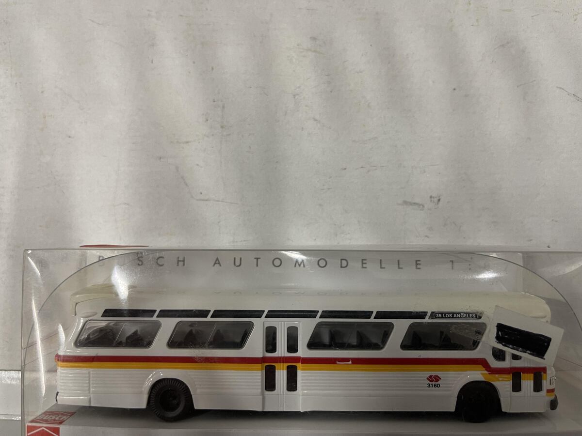 Busch 44502 HO 1:87 Los Angeles American Fishbowl RTD Bus # 35