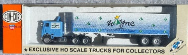 Con-Cor 41993 1:87 Truck Wayne Christmas Tree Farm