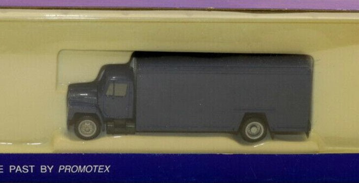 Herpa 6140 HO Navy Blue Undecorated International Harvester Beverage Truck
