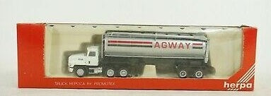Herpa 6158 HO Mack 603 Agway W/Feed Trailer