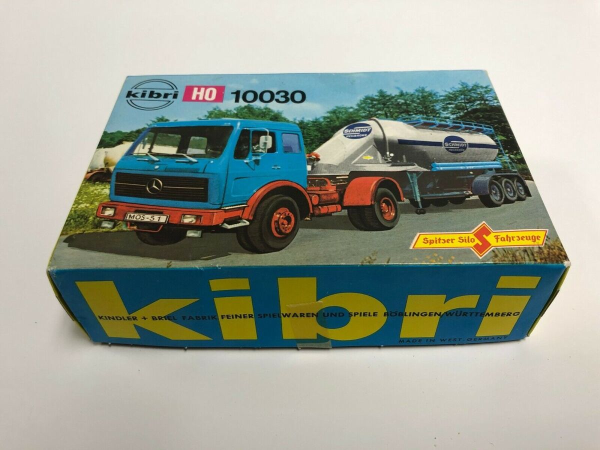 Kibri 10030 HO Scale Bulk Carrier Kit