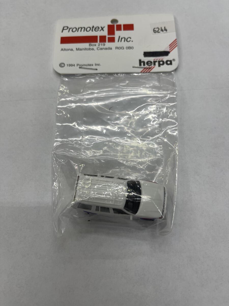 Herpa 6244 1:87 Police Jeep Cherokee