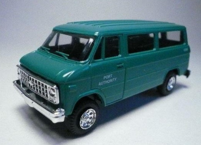 Promotex 1017 HO Port Authority Chevrolet Utility Van