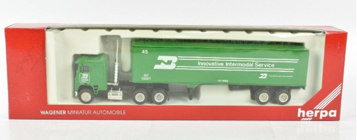 Herpa 6014 HO Freightliner Green Burlington Northern Tractor & Trailer
