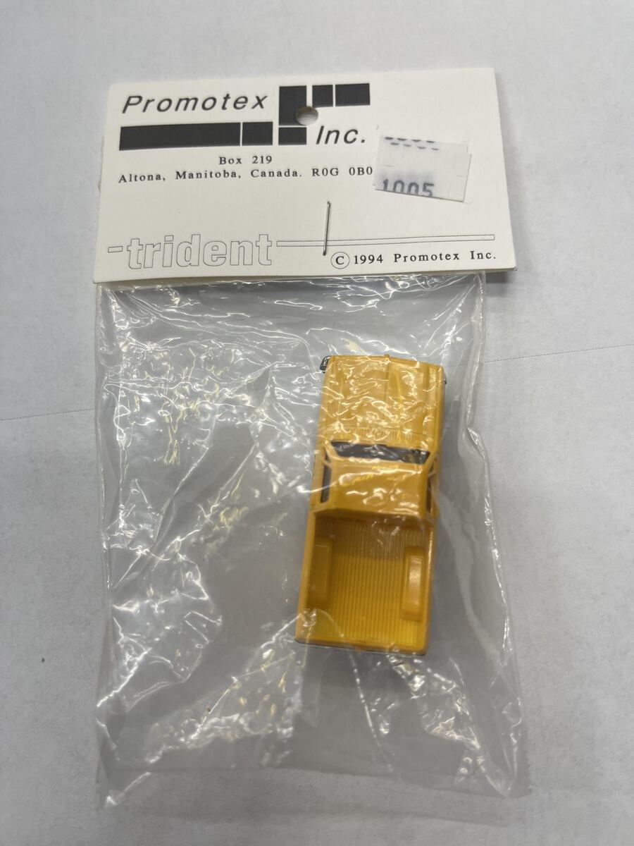 Herpa 1005 1:87 C/K 1500 Pickup CP (Yellow)